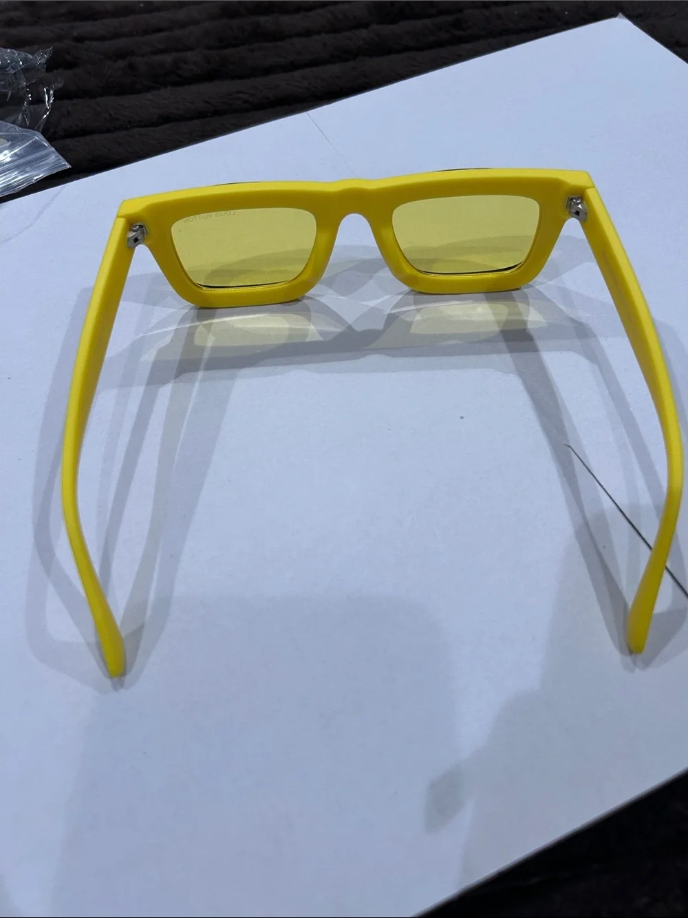 None yellow shade
